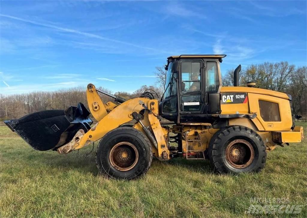 CAT 924K Фронтальные погрузчики
