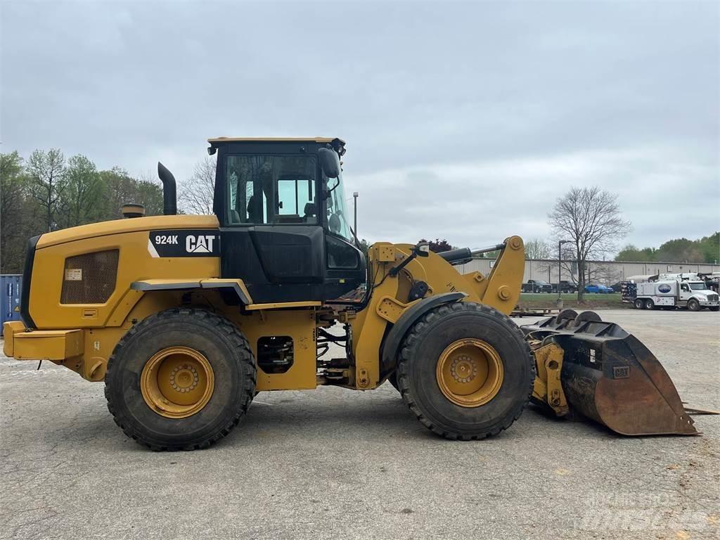 CAT 924K Фронтальные погрузчики