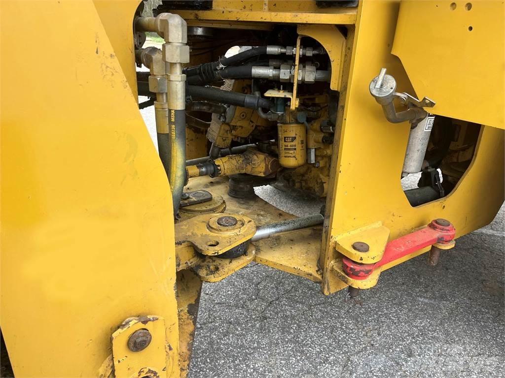 CAT 924K Фронтальные погрузчики