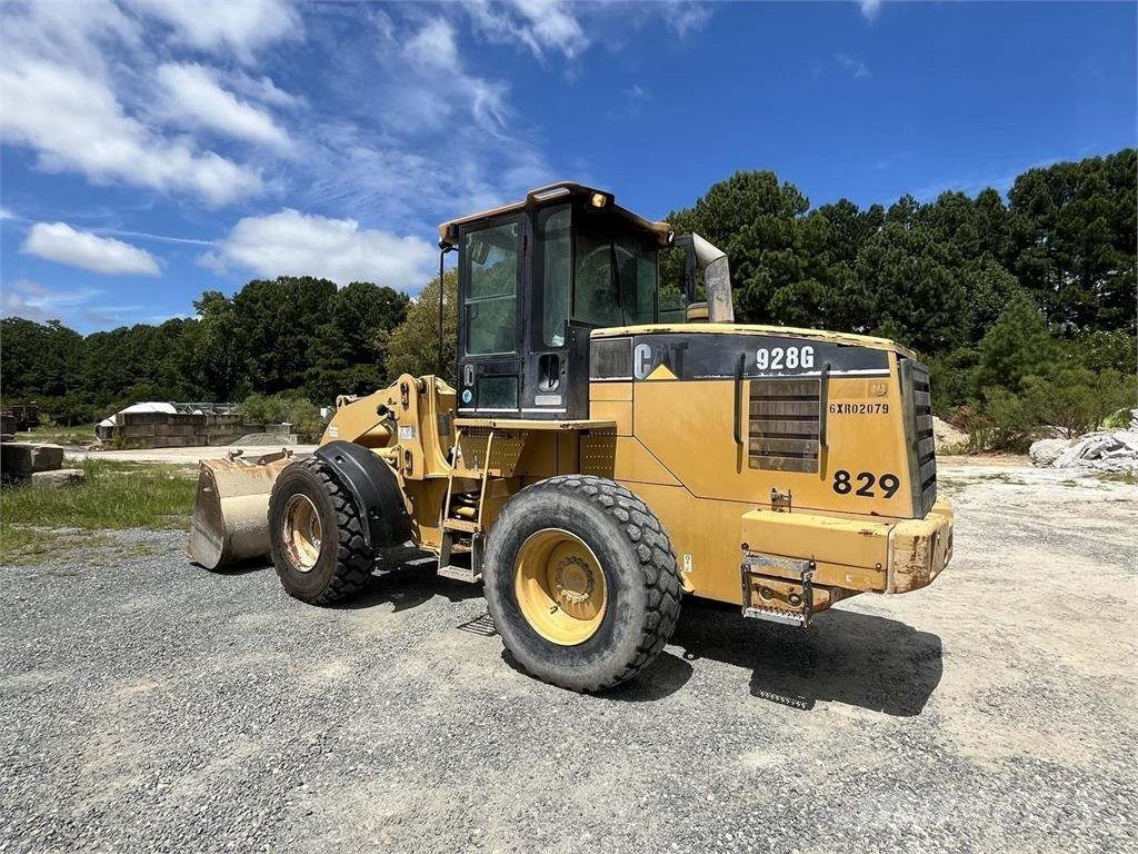 CAT 928G Фронтальные погрузчики