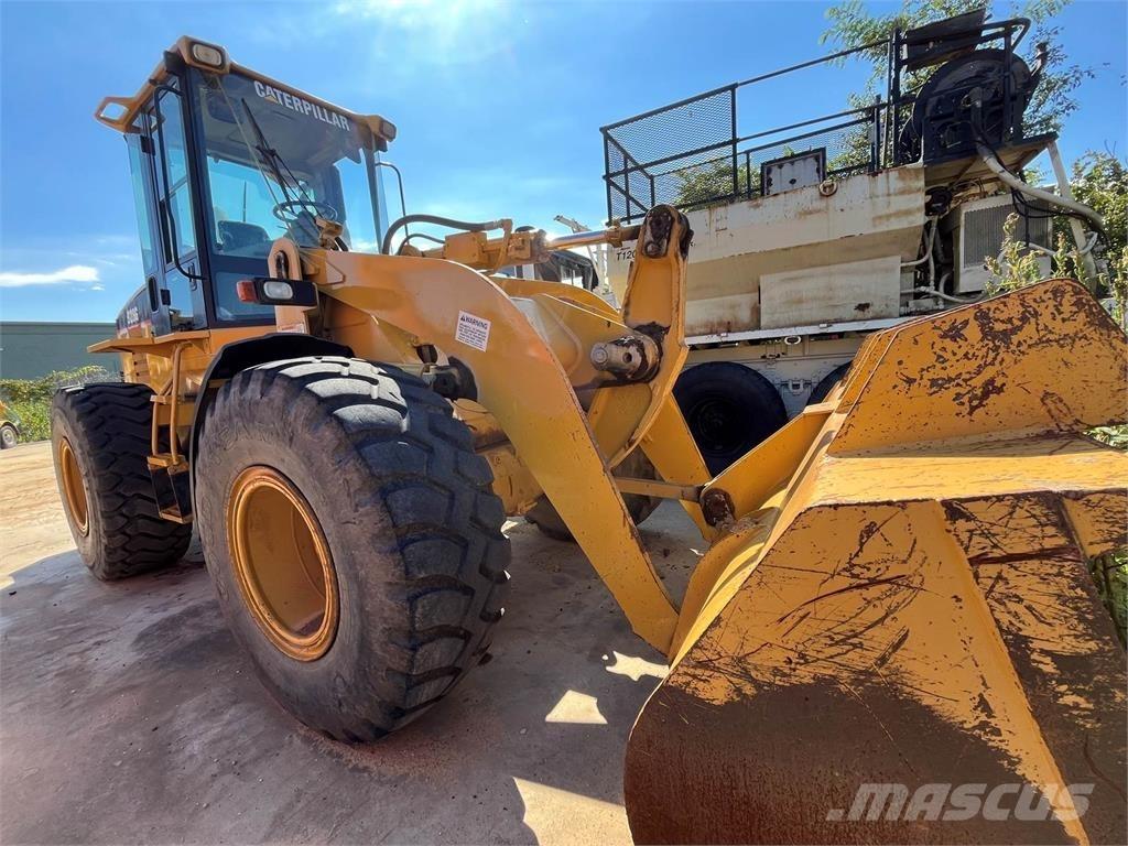CAT 928G Фронтальные погрузчики