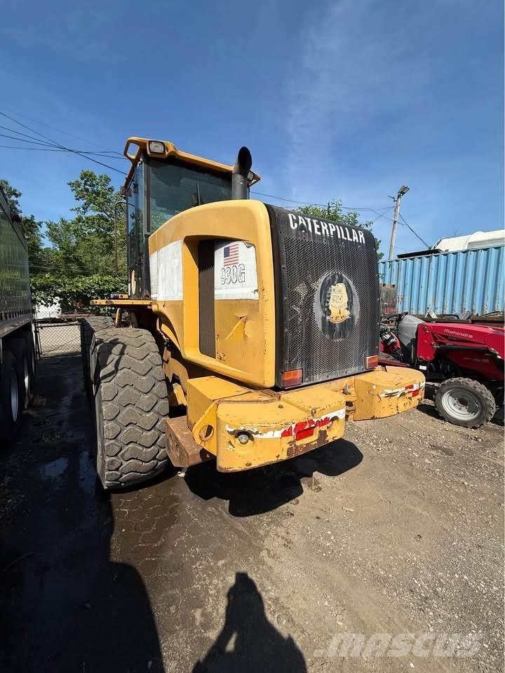 CAT 930G Фронтальные погрузчики