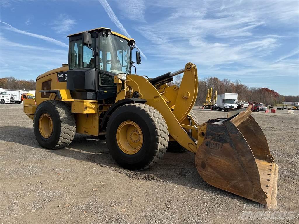 CAT 930K Фронтальные погрузчики