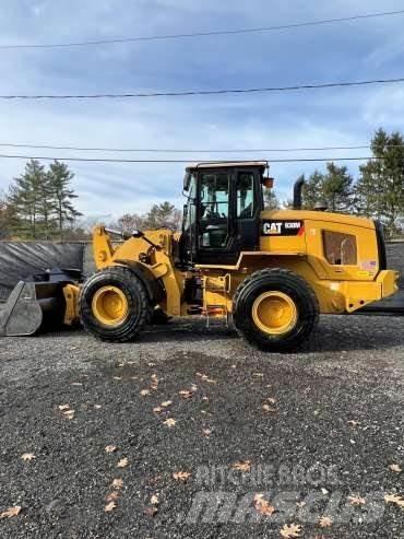 CAT 930M Фронтальные погрузчики