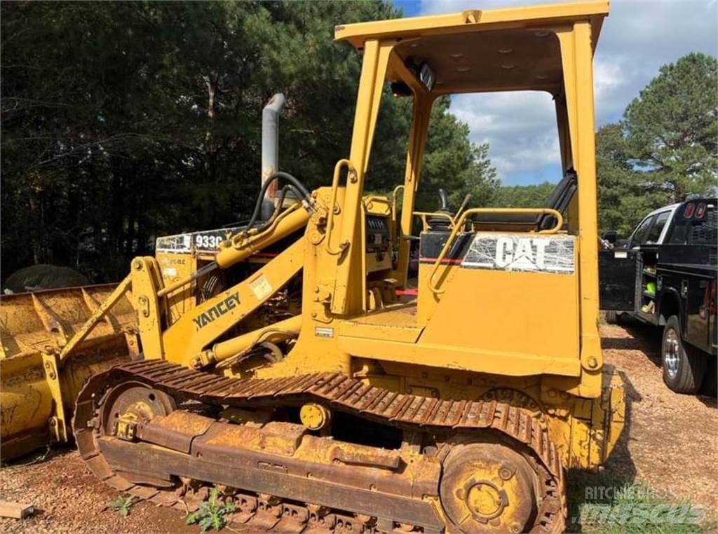 CAT 933C Гусеничные бульдозеры