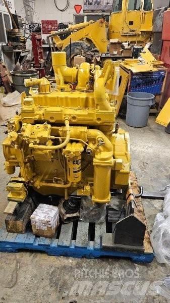 CAT 936F Фронтальные погрузчики