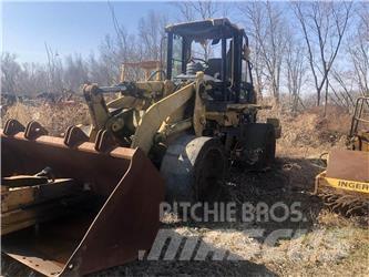 CAT 938G Фронтальные погрузчики