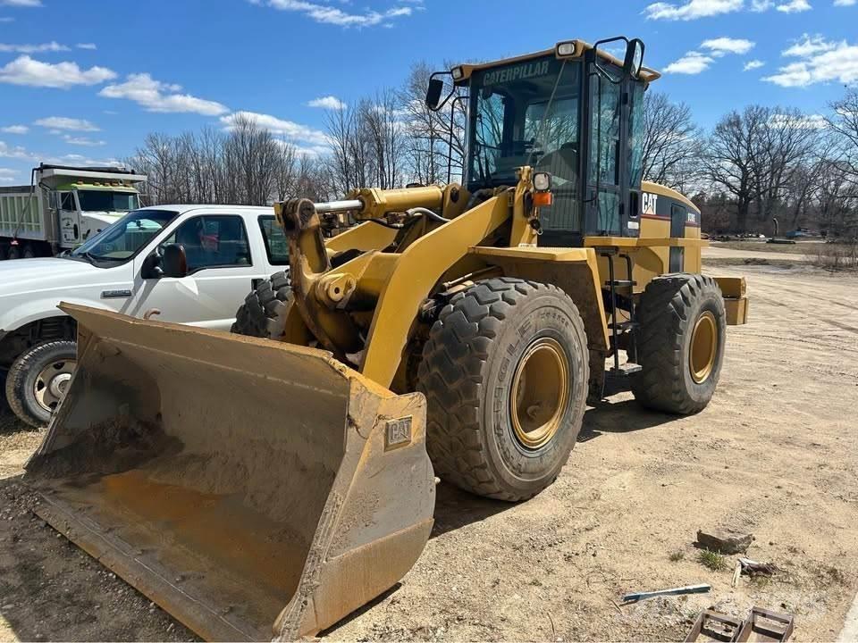 CAT 938G Фронтальные погрузчики