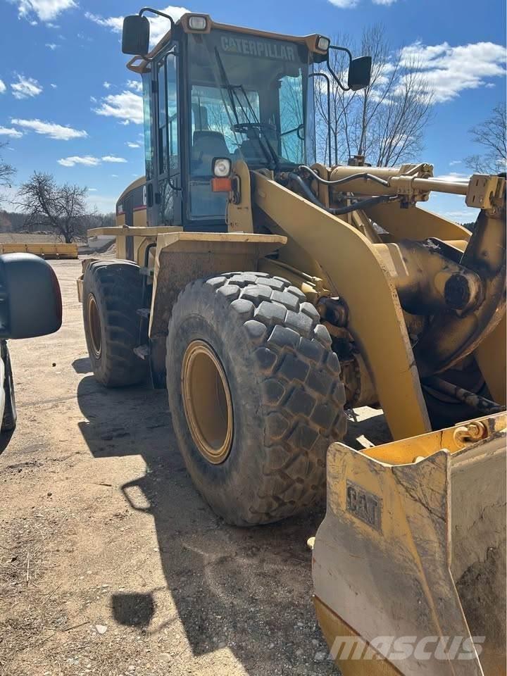 CAT 938G Фронтальные погрузчики
