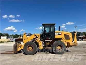 CAT 938M Фронтальные погрузчики
