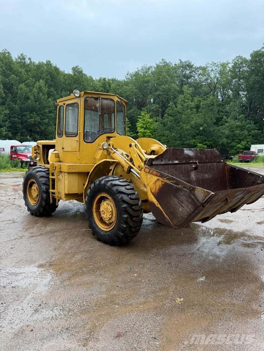 CAT 950 Фронтальные погрузчики