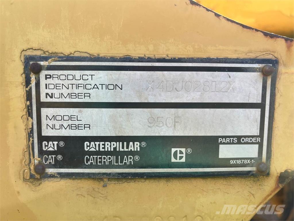 CAT 950F Фронтальные погрузчики