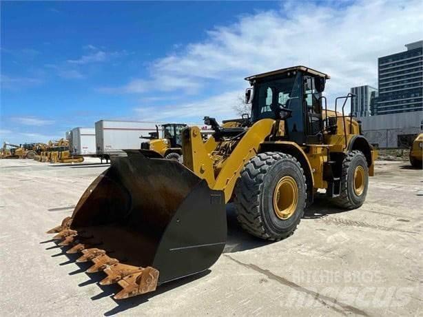 CAT 950M Фронтальные погрузчики