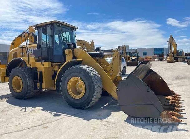 CAT 950M Фронтальные погрузчики