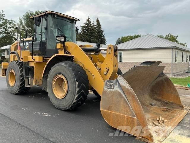 CAT 950M Фронтальные погрузчики
