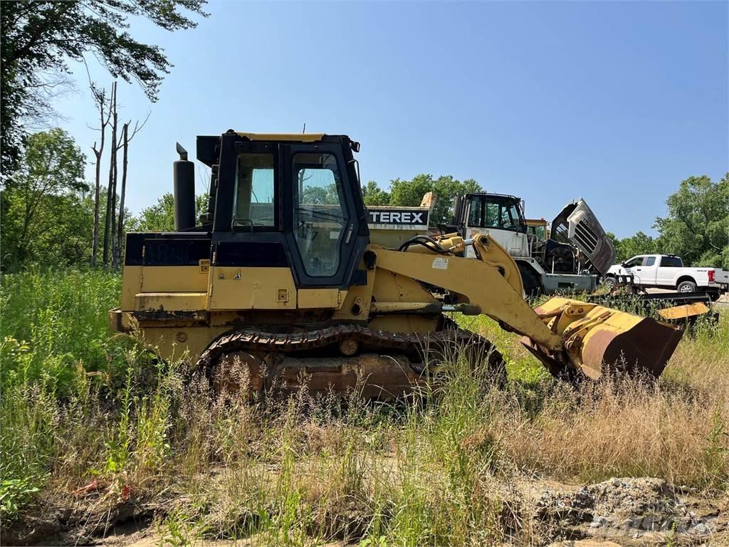 CAT 953C Гусеничные фронтальные погрузчики