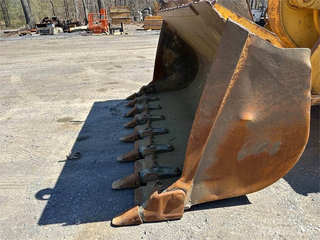 CAT 963C Гусеничные фронтальные погрузчики