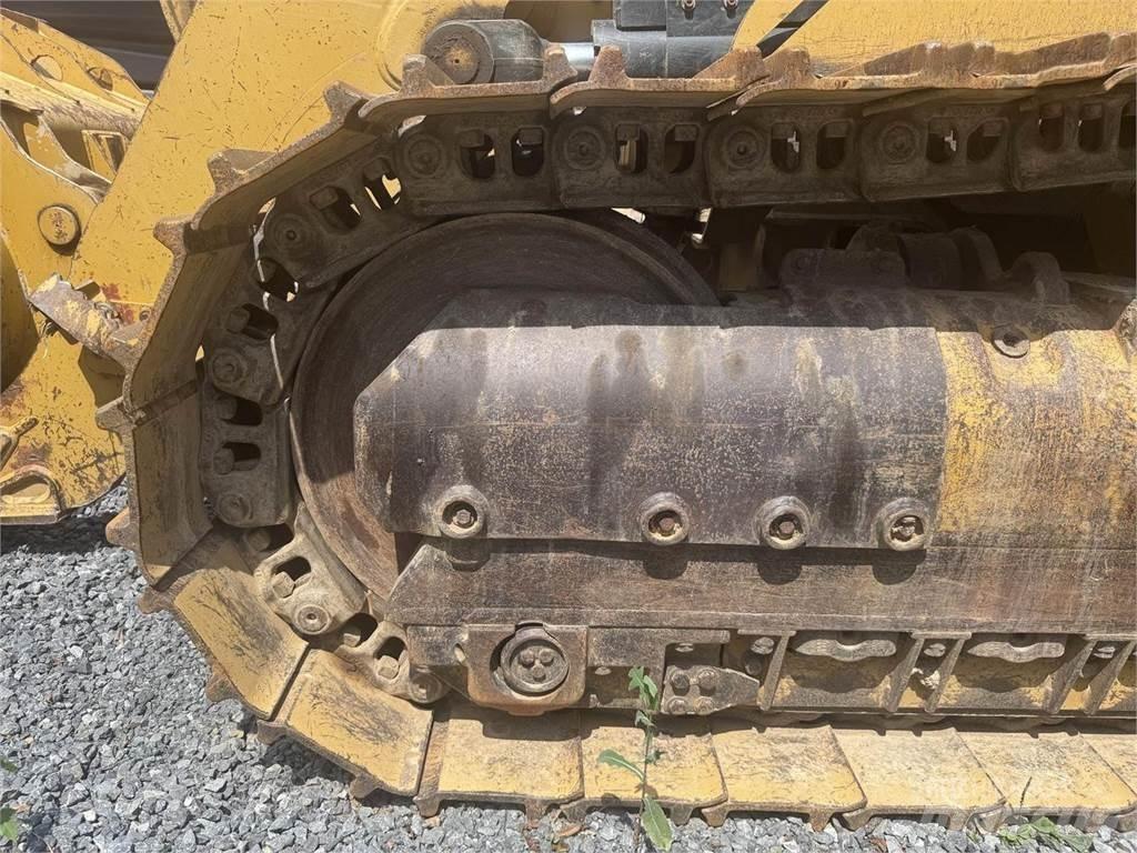 CAT 963D Гусеничные фронтальные погрузчики