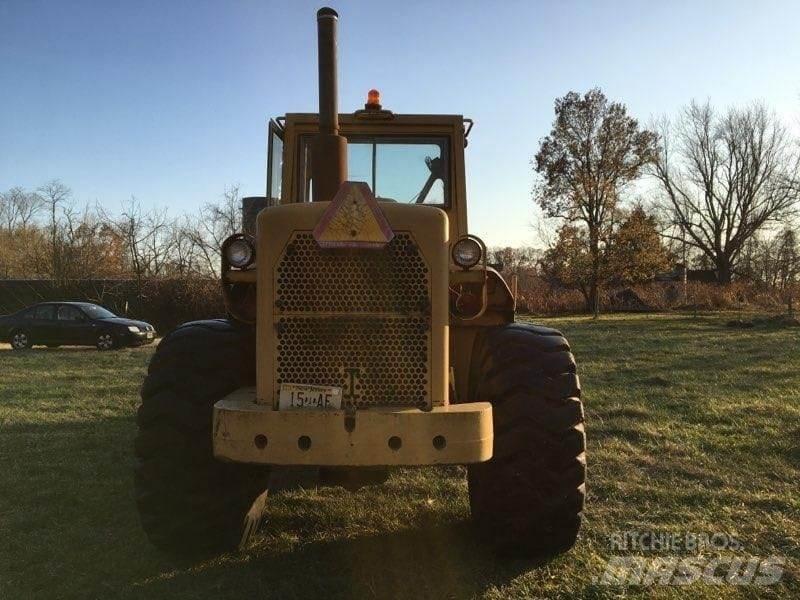 CAT 966 Фронтальные погрузчики