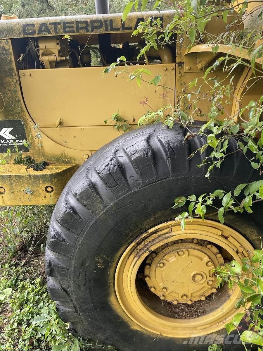 CAT 966 Фронтальные погрузчики