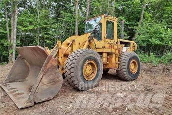 CAT 966C Фронтальные погрузчики