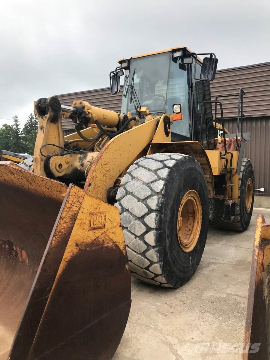 CAT 966G Фронтальные погрузчики