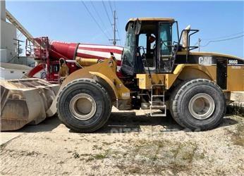 CAT 966G Фронтальные погрузчики