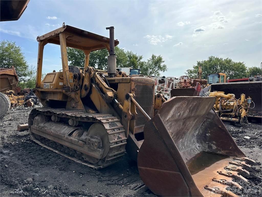 CAT 977 Гусеничные фронтальные погрузчики