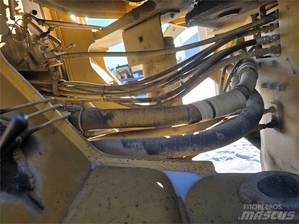 CAT 980F Фронтальные погрузчики