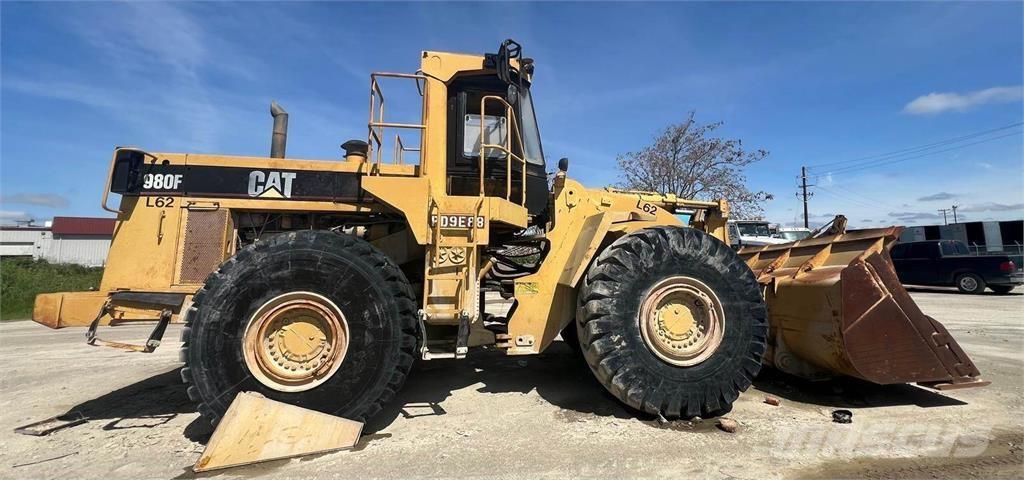 CAT 980F Фронтальные погрузчики
