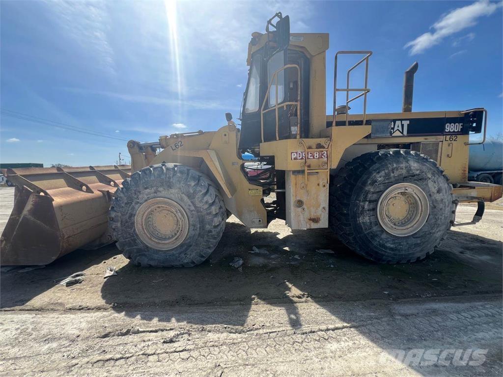 CAT 980F Фронтальные погрузчики