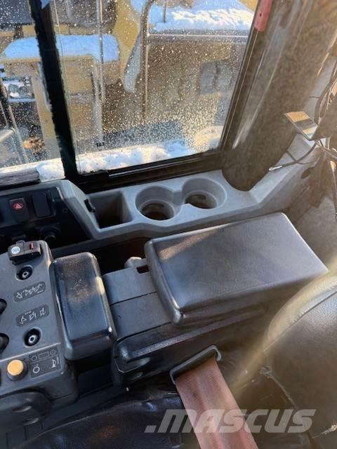 CAT 980M Фронтальные погрузчики