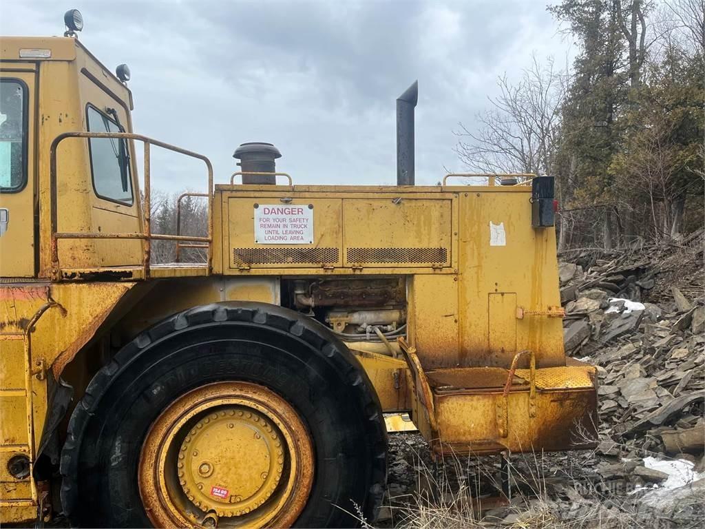 CAT 988B Фронтальные погрузчики