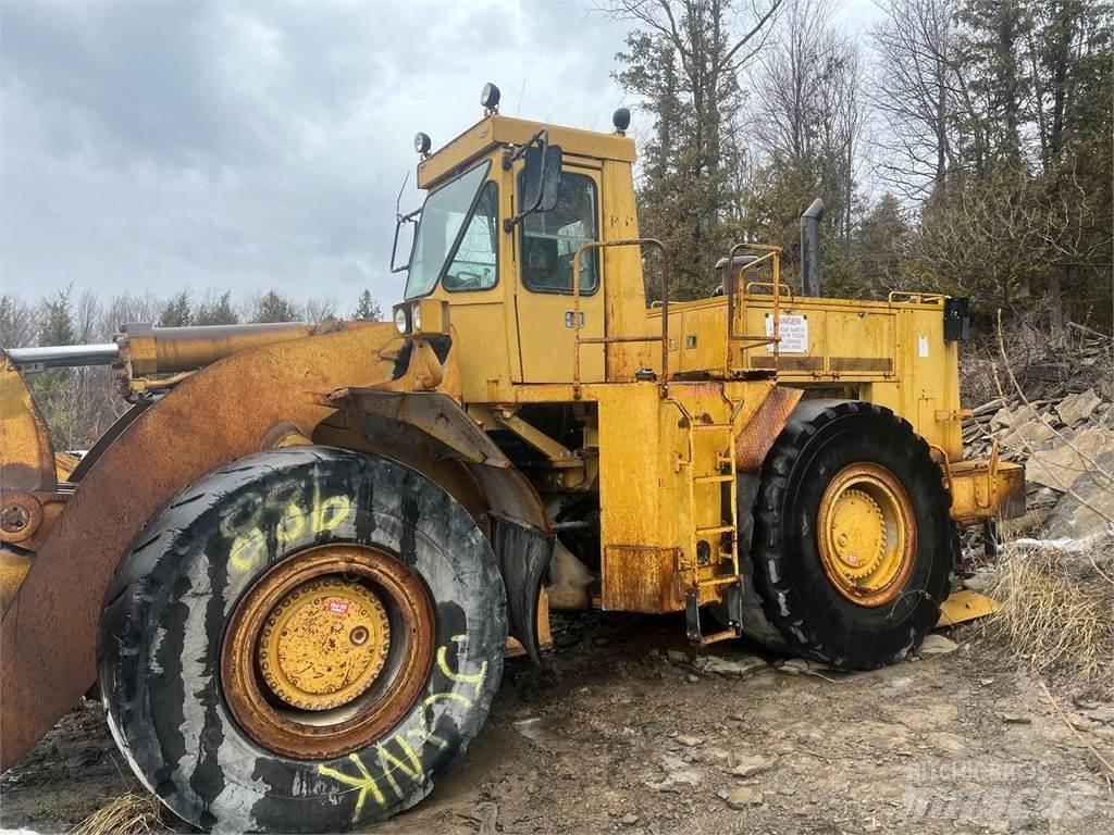 CAT 988B Фронтальные погрузчики