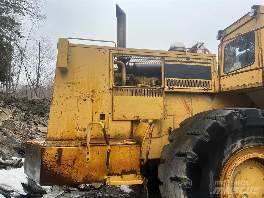 CAT 988B Фронтальные погрузчики