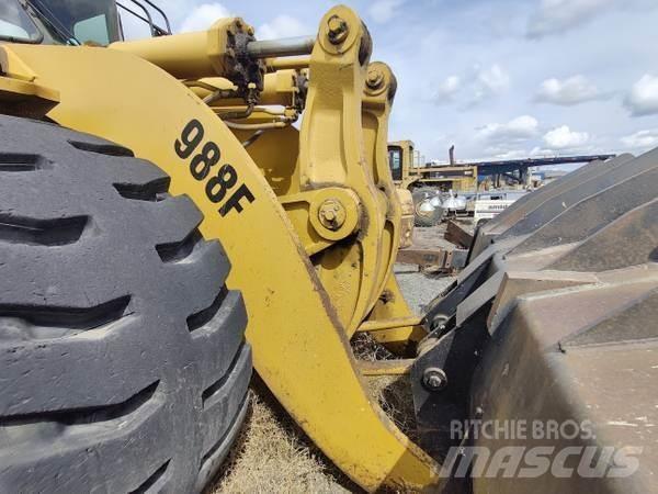CAT 988F Фронтальные погрузчики