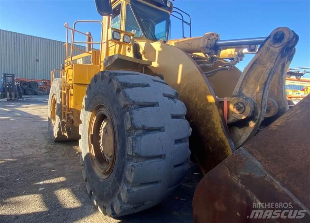 CAT 988F Фронтальные погрузчики