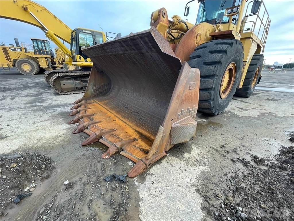 CAT 990 Фронтальные погрузчики