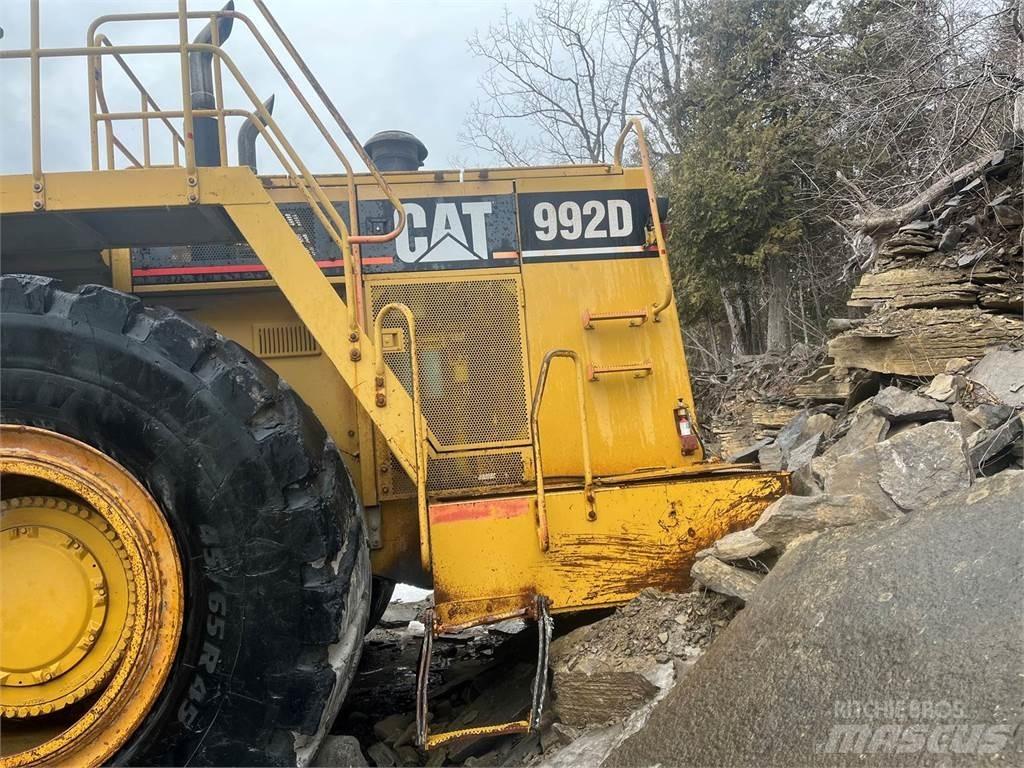 CAT 992D Фронтальные погрузчики