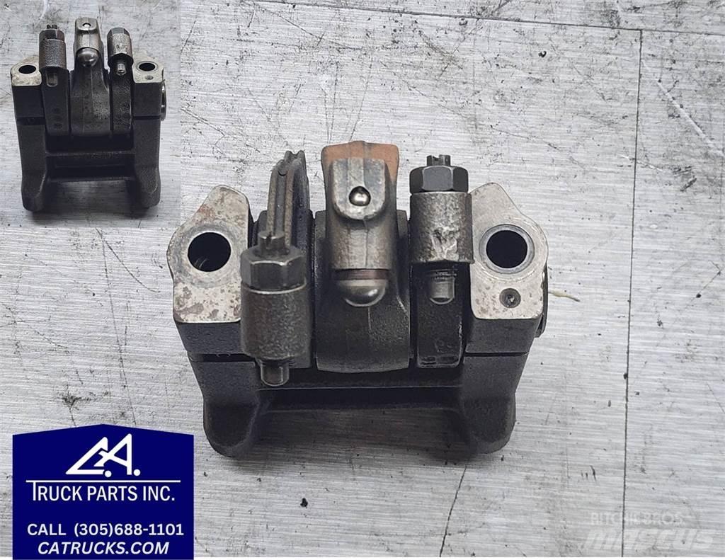 CAT C12 Коммерческий транспорт - Другие