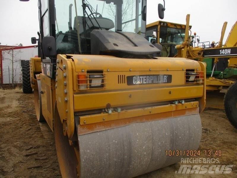 CAT CD54 Пневматические катки