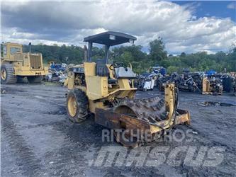 CAT CP323C Уплотнители грунта