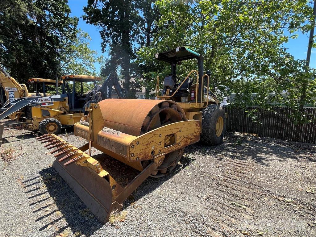CAT CP563E Грунтовые катки