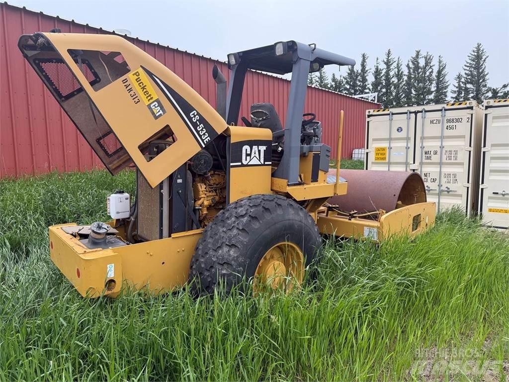 CAT CS533E Грунтовые катки
