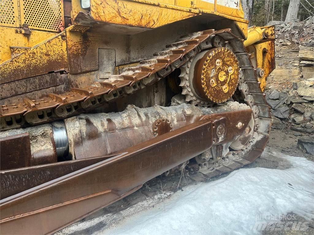 CAT D10N Гусеничные бульдозеры