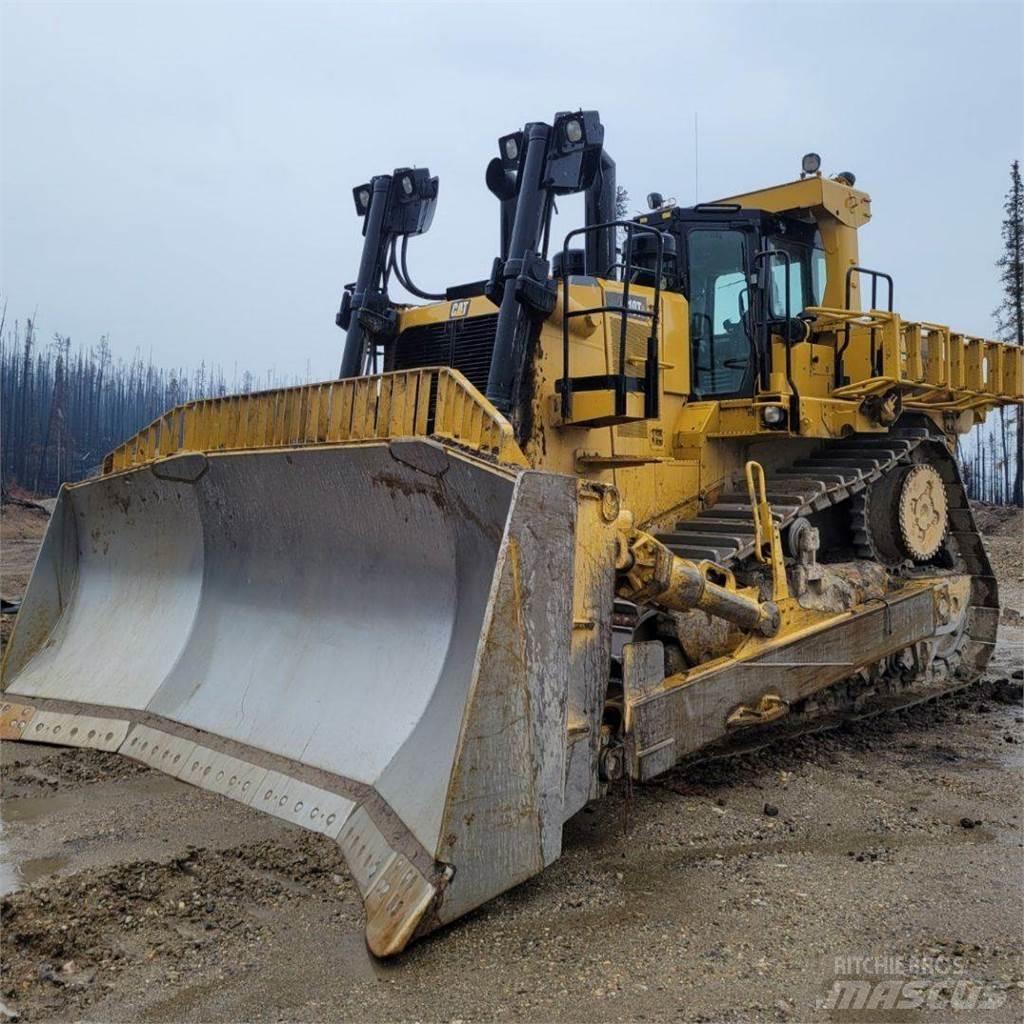 CAT D10T2 Гусеничные бульдозеры