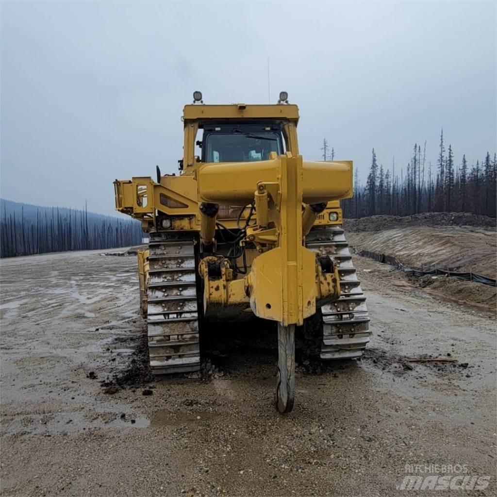 CAT D10T2 Гусеничные бульдозеры