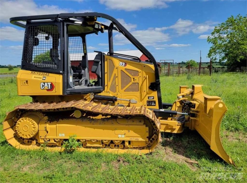 CAT D3 Гусеничные бульдозеры