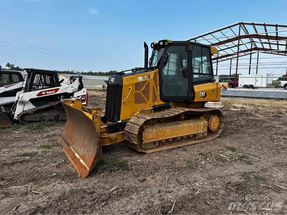 CAT D3 Гусеничные бульдозеры