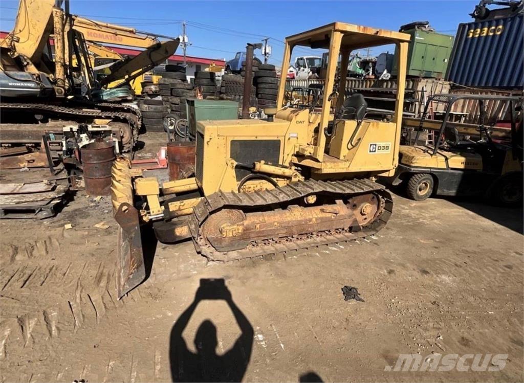 CAT D3B Z Гусеничные бульдозеры